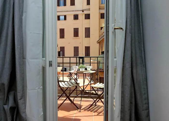 Pantheon 2 Bedrooms * Rome